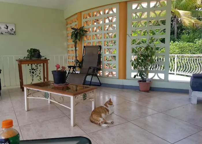 Pensión Chaudhry House Montego Bays- 2nd Floor Montego Bay