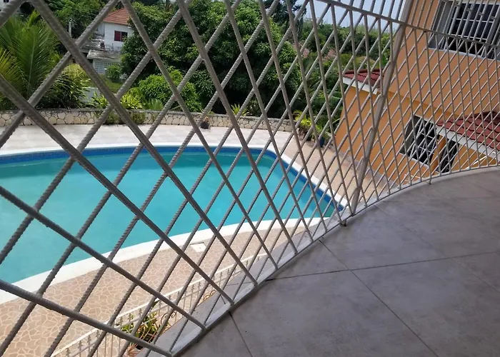 Chaudhry House Montego Bays- 2nd Floor Montego Bay