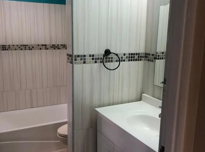 Chaudhry House Montego Bays- 2nd Floor 4* Montego Bay