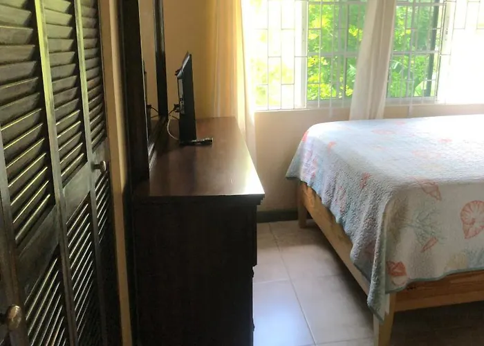 Chaudhry House Montego Bays- 2nd Floor Montego Bay