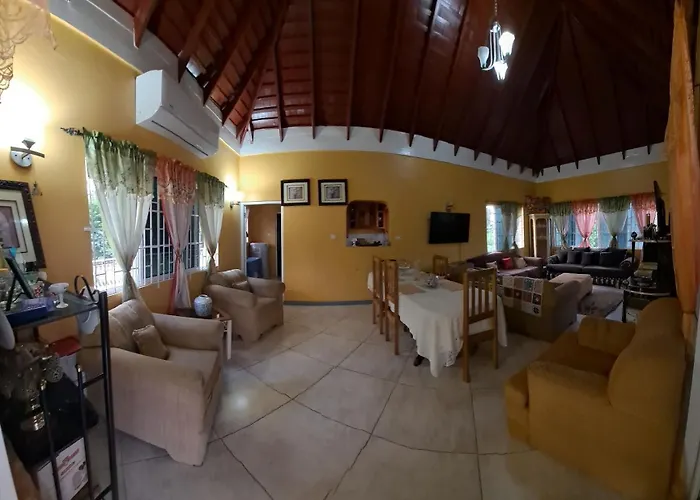 Chaudhry House Montego Bays- 2nd Floor 4*